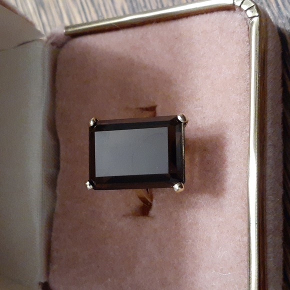 10K GOLD SMOKY TOPAZ EMERALD CUT RING - Picture 2 of 11